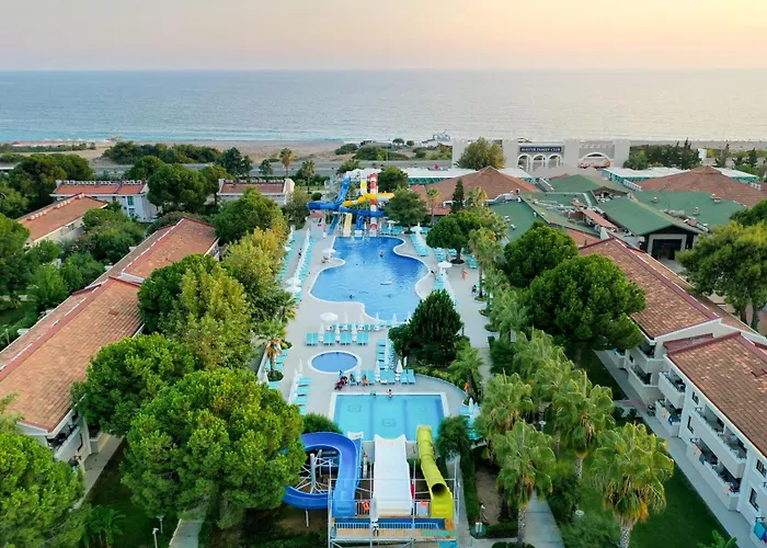 Hotel mit Pool: Master Family Club