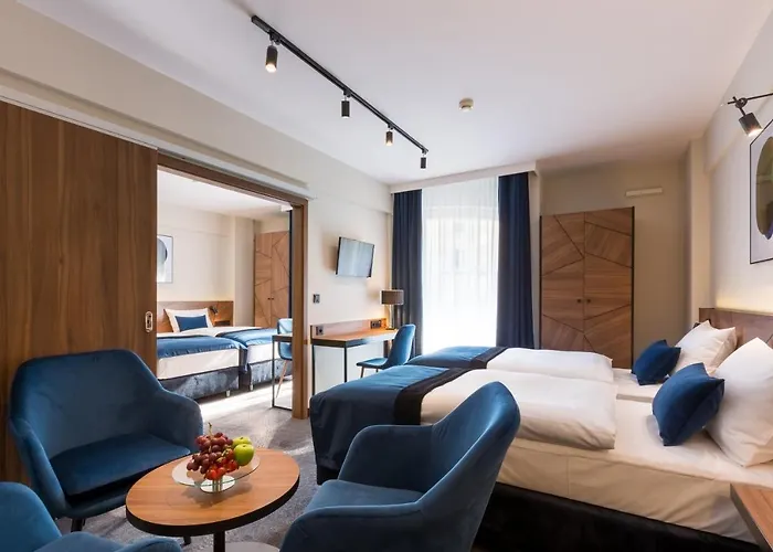 Resort: Ascot Premium Hotel