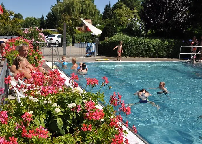  Lug Ins Land Restaurant&Ferienwohnungen