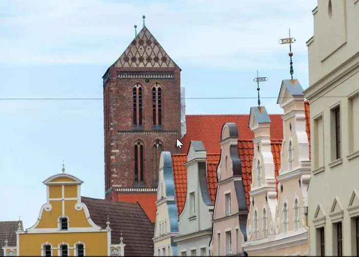 Zentrales Hotel: Appartment Ferienwohnung mit großer Terrasse Ohlerich Speicher Wismar