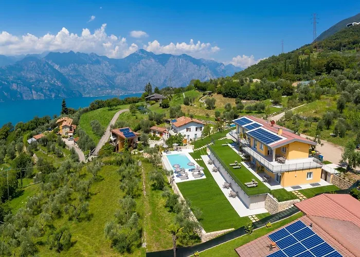 Pinini Country Apartments