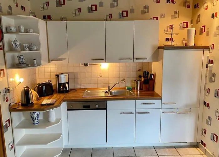 Hotel nahe College: Ferienwohnung Lutz