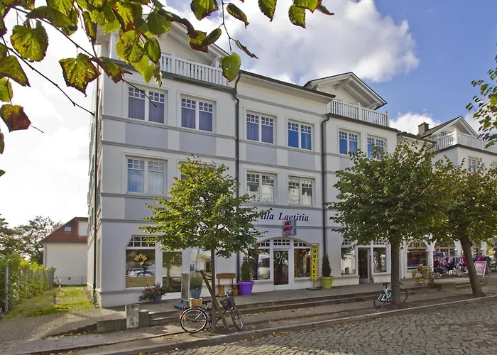 Ferienvermietung: Villa Laetitia Fewo 16 - Strandnah, Balkon