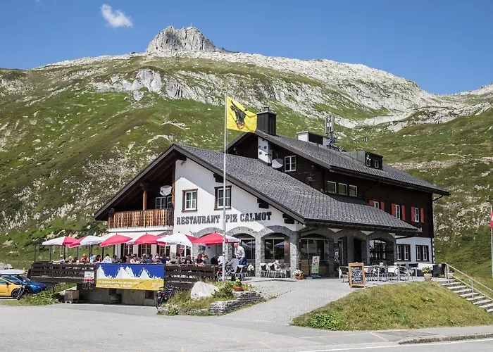  Berggasthaus Piz Calmot
