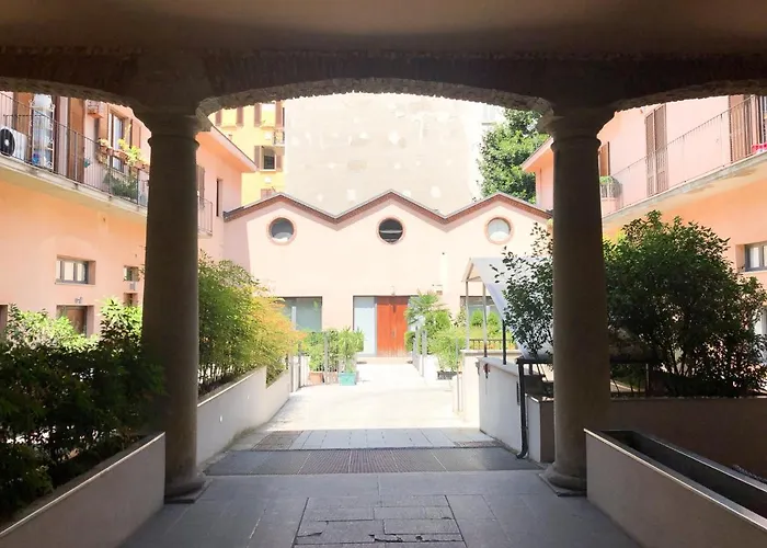  Easy Milano - Rooms And Apartments Navigli