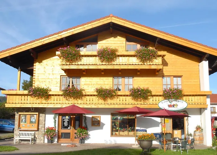 Hotel Am Gasthof-Metzgerei Hirschbichler - Chiemgau Karte