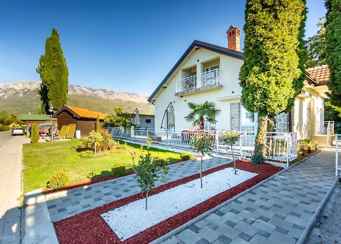 Risteski Apartments - St. Naum