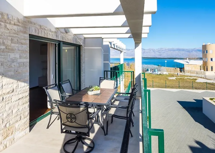 Ferienvermietung: Queen Beach Apartments