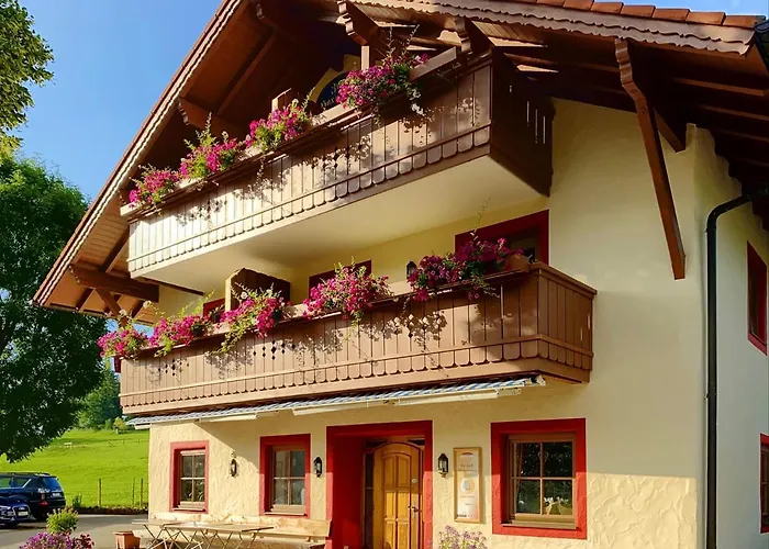 Gästehaus: Pension Carina