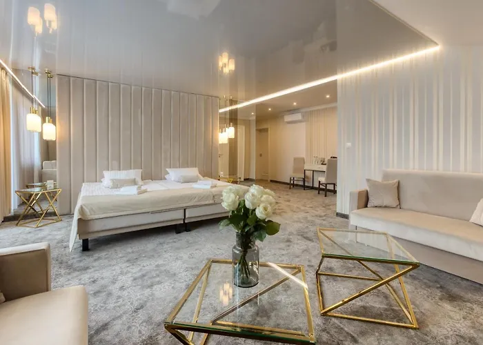 Jacuzzi-Hotel: Hotel & Spa Bialy Dom