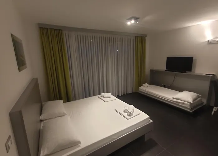 Hotel nahe College: Whitehouse Apartments