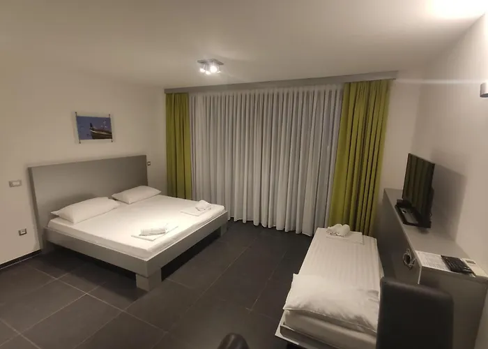 Hotel nahe College: Whitehouse Apartments