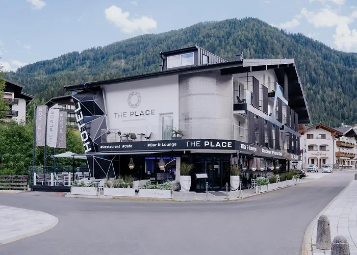 Place Boutique & Design