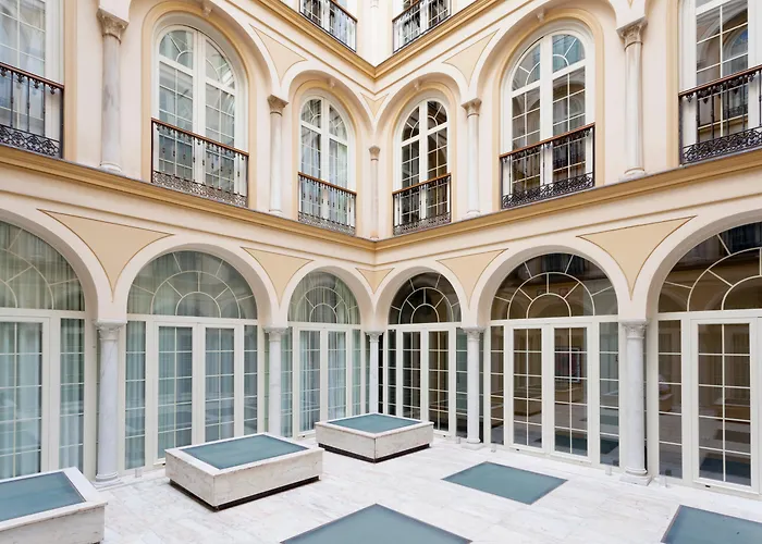 Petit Palace Plaza Malaga Romantik Hotel