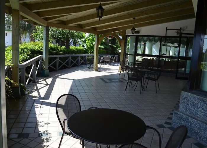 Hotel MARINELLA - Private Free Parking - Grotticelle Beach 200 m