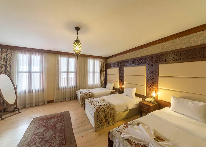 Lalinn Hotel