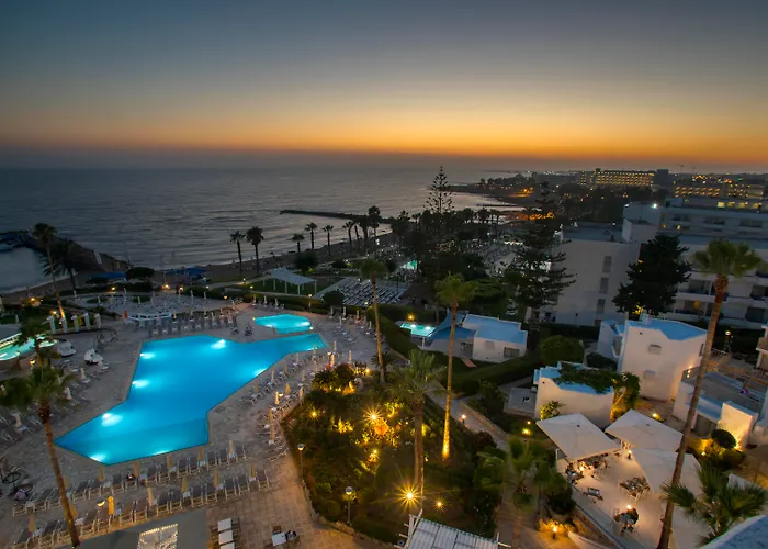  Leonardo Plaza Cypria Maris Beach & Spa (Adults Only)