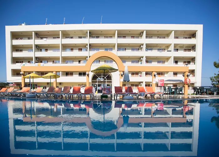 4-Sterne-Hotel: Tuntas Family Suites Kusadasi