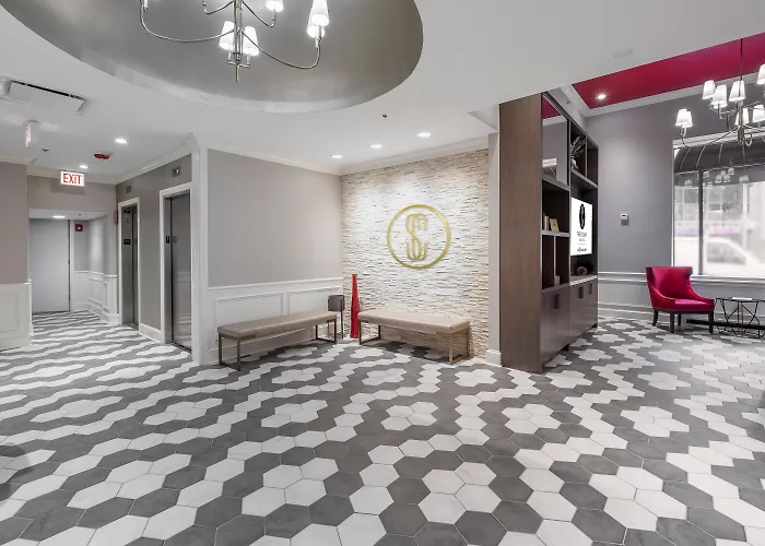 Saint Clair - Magnificent Mile