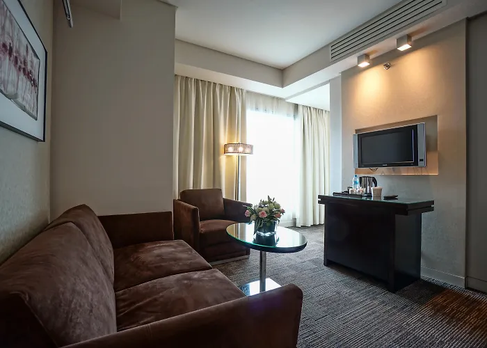 Hotel nahe College: Andersia Hotel & Spa Poznan, A Member Of Radisson Individuals