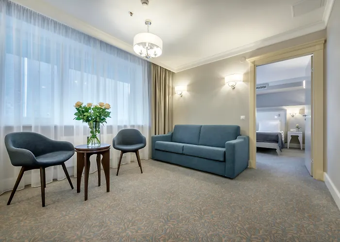 Hotel Am Ratonda Centrum s