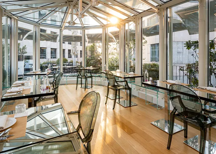 Street Milano Duomo | A Design Boutique