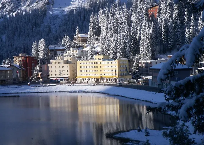 Posthotel Holiday Villa Arosa