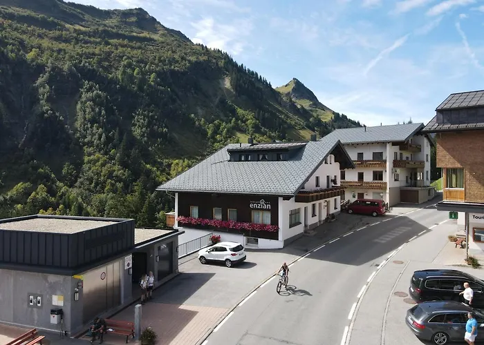 Hotel Garni Enzian