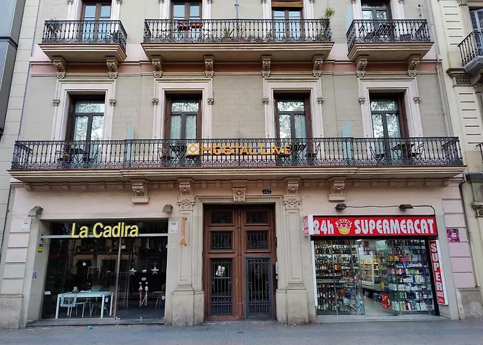Hostal Live Barcelona