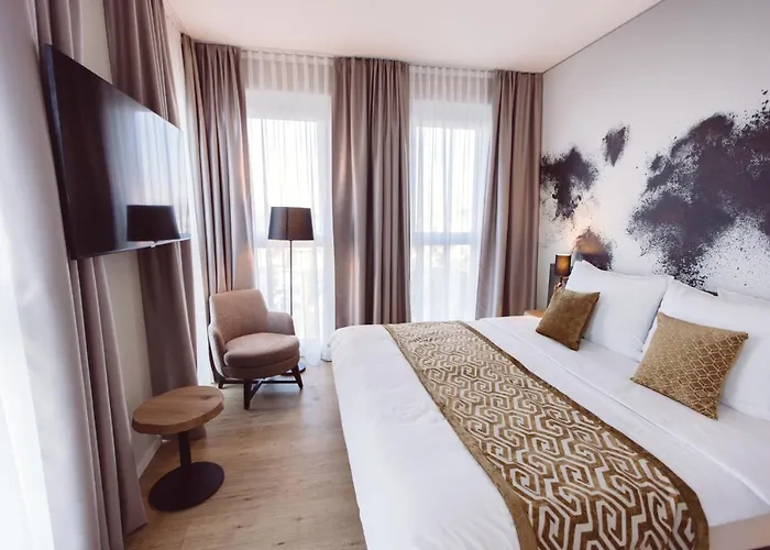 4 Sterne Hotels Libertas Elements Pure