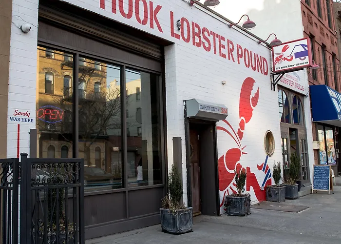 Lodge Red Hook