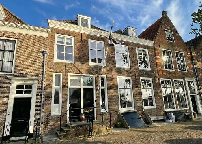 B&B Binnengewoon Rooms With A View