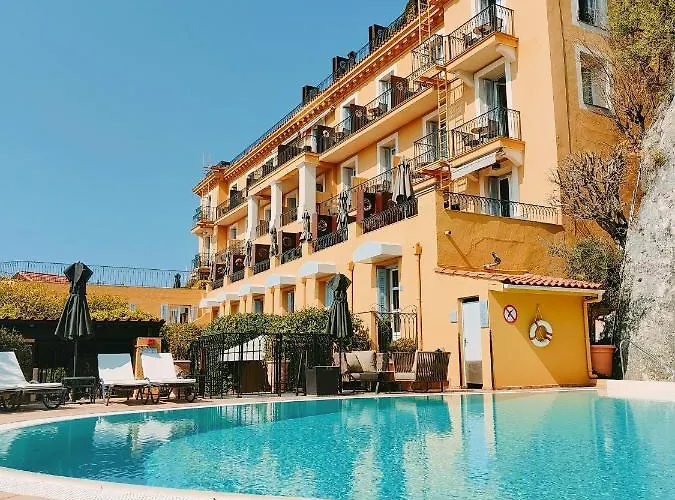 Jacuzzi-Hotel: Hotel La Perouse Nice Baie Des Anges