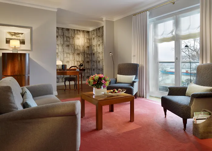 Familienhotel: Louis C Jacob, Hamburg, Autograph Collection