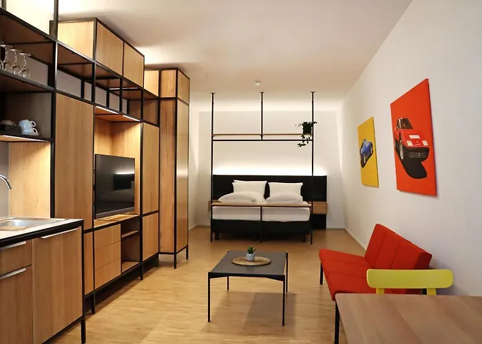 S12 - Boardinghouse By Trezor