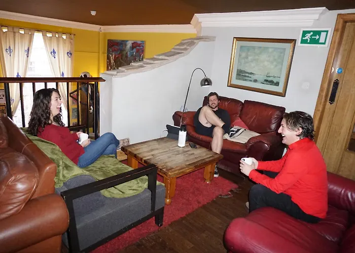 Strandhotel: Castle Rock Hostel - Adults Only