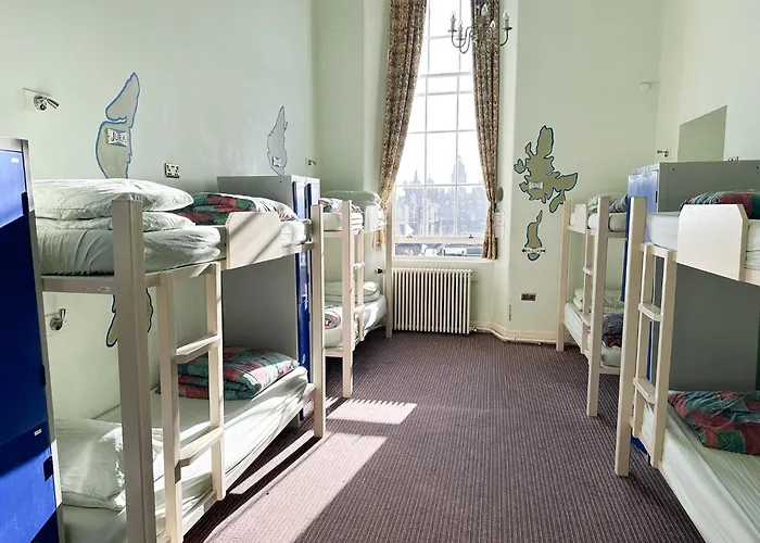 Strandhotel: Castle Rock Hostel - Adults Only