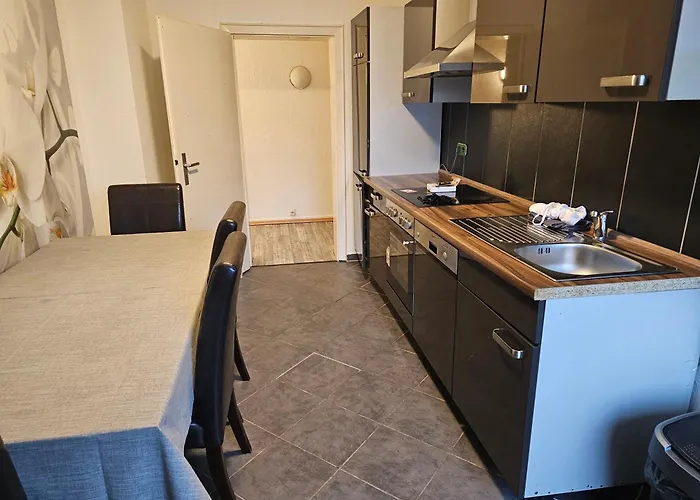 Hotel nahe College: Monteurzimmer Karma