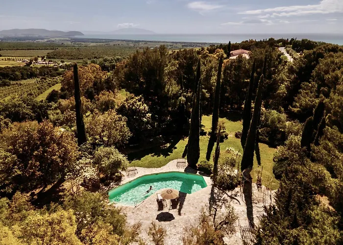 Villa mit Pool: Boutique Hotel Poggio Ai Santi - Adults Only