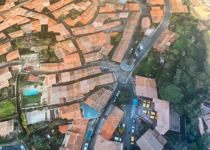 Coeur De Village