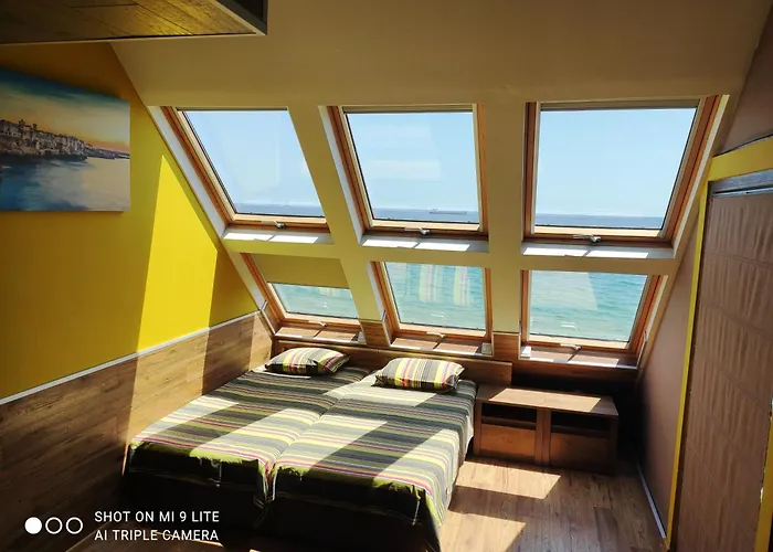 Gästehaus: Hemingway Rooms In Happy Beach