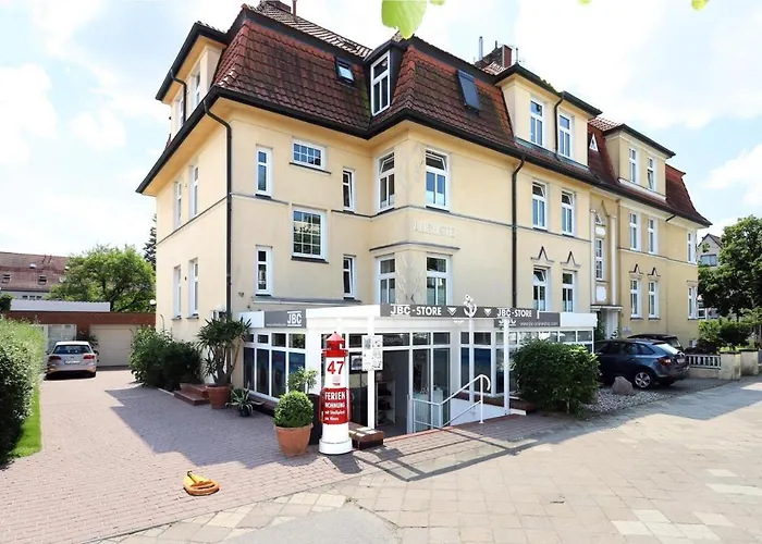 Villa Warnemünde Ferienwohnungen