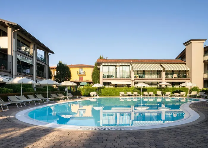 Le Terrazze Sul Lago Hotel & Residence