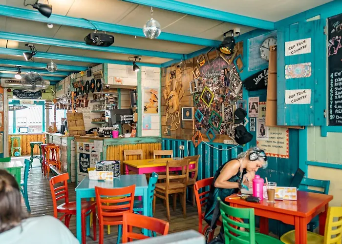 Herberge: The Flying Pig Beach Hostel