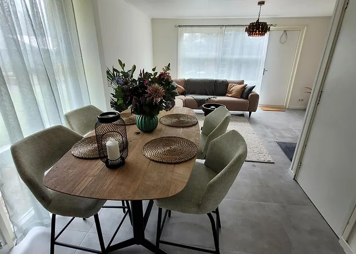 Gästehaus: Ecolodges De Dreef Guesthouse