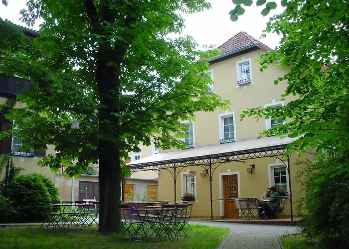 Gast- Und s-Haus Hodes