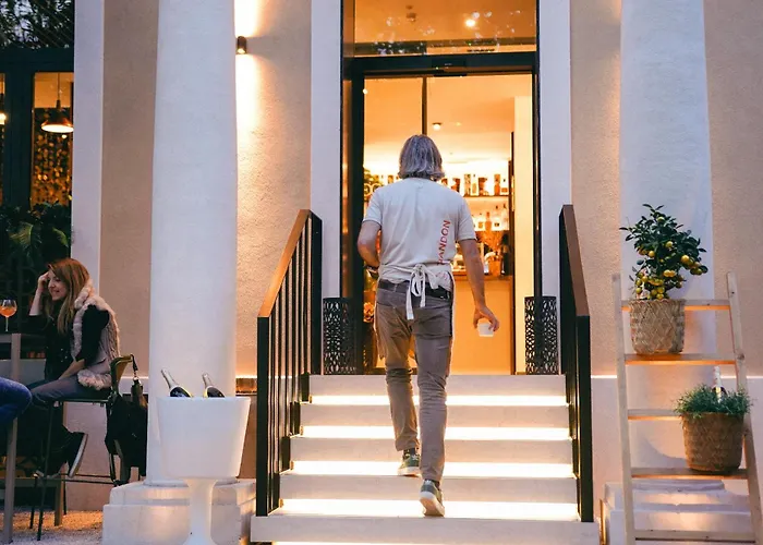 Degrassi Boutique Garni Izola