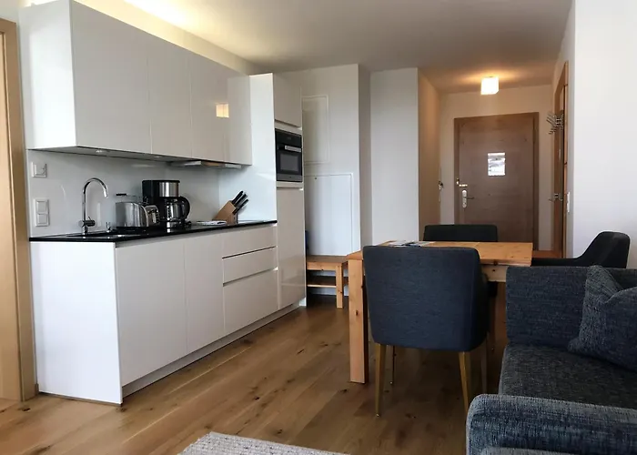Ferienvermietung: All-Suite Resort Kuehtai