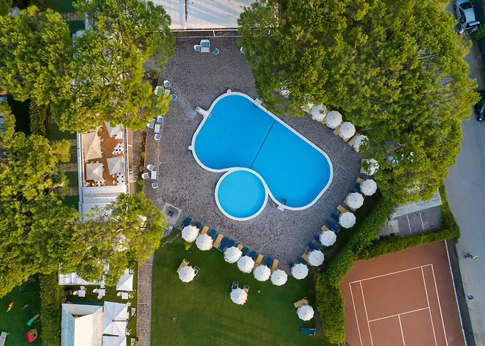 Hotel mit Tennis: Hotel Negresco