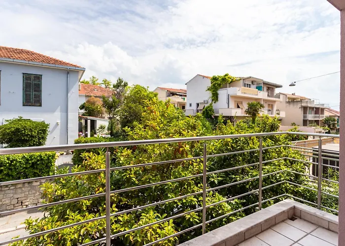 Villa Violeta With The Sea View, 3 Min Walk To The Beach